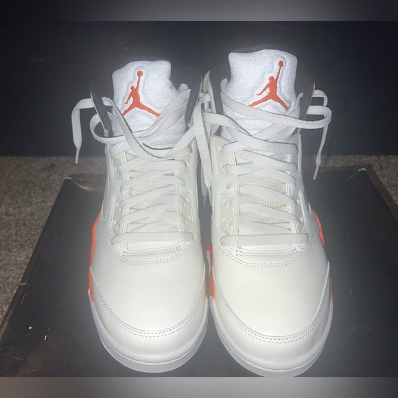 Shattered Backboard Jordan 5s - Picture 6 of 6